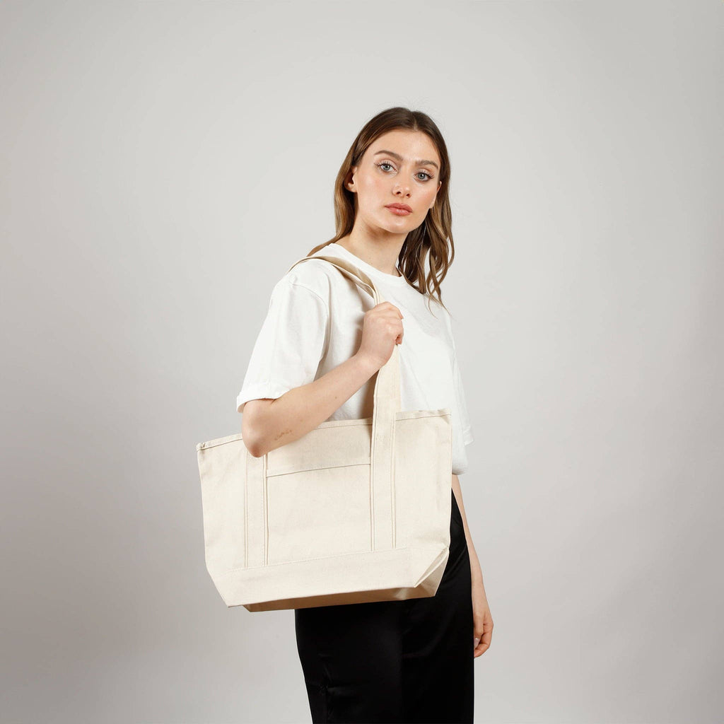 Medium Classic Tote